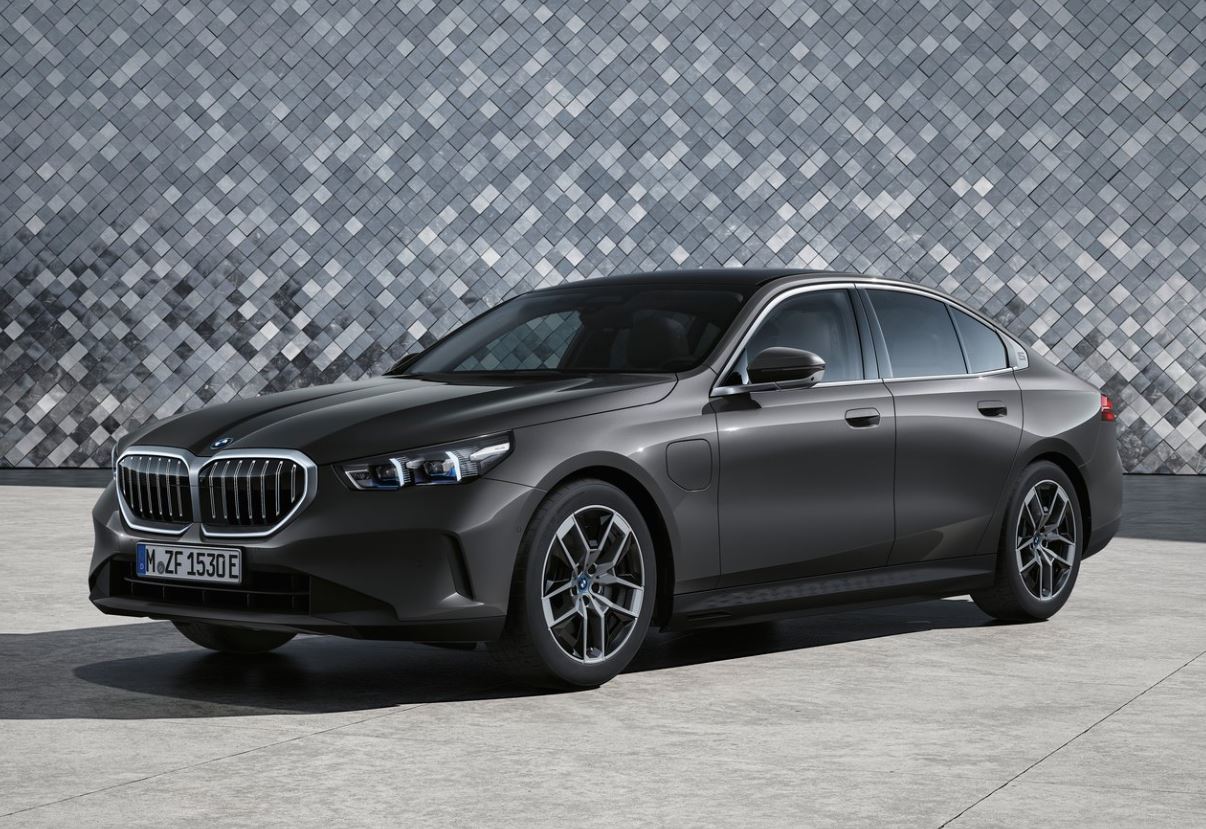 2024 BMW 5 Serisi 520d 2.0 xDrive 197 HP M Sport Steptronic Teknik Özellikleri, Yakıt Tüketimi