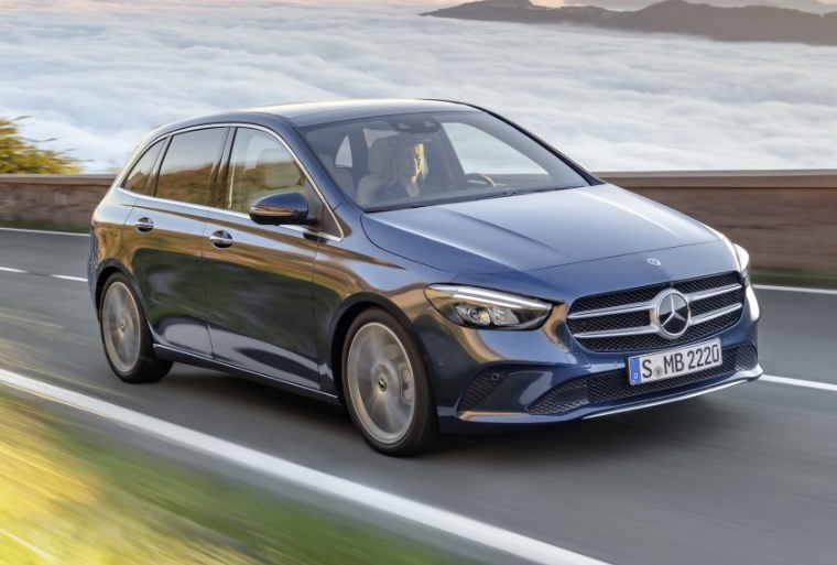 2022 Mercedes B Serisi B180 1.3 Progressive Plus Karşılaştırması