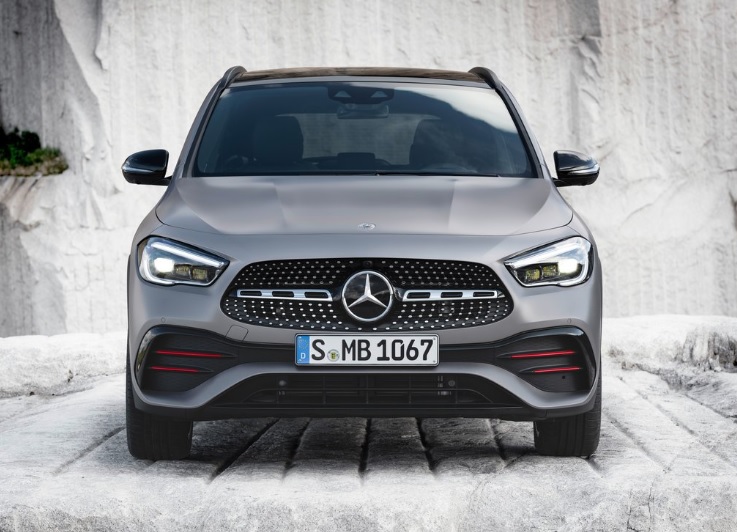 2023 Mercedes GLA Serisi GLA200 1.3 AMG Plus Özellikleri