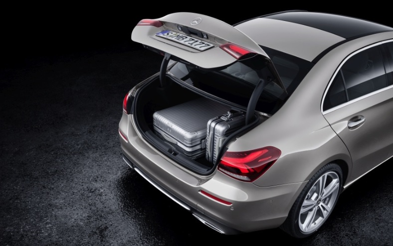 2019 Mercedes A Serisi Sedan A180d 1.5 116 HP AMG DCT Teknik Özellikleri, Yakıt Tüketimi