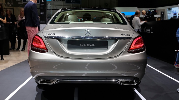 2020 Mercedes C Serisi C200 1.5 Exclusive Karşılaştırması