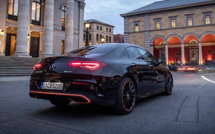 2020 Mercedes CLA Serisi Coupe 180d 1.5 (116 HP) AMG 7G-DCT Teknik Özellikler, Ölçüler ve Bagaj Hacmi