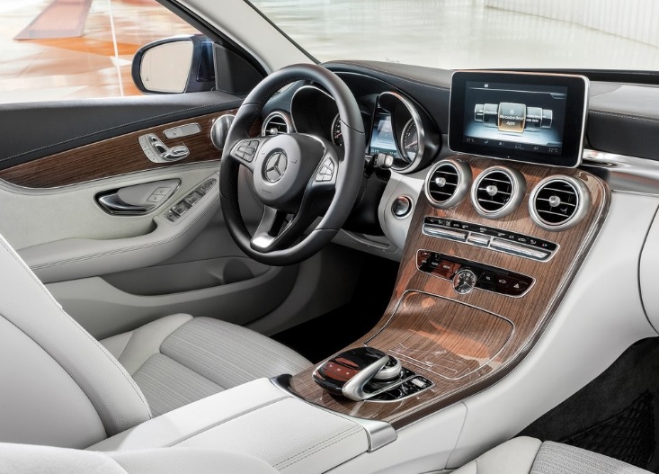 2016 Mercedes C Serisi C 180 1.6 Exclusive Karşılaştırması