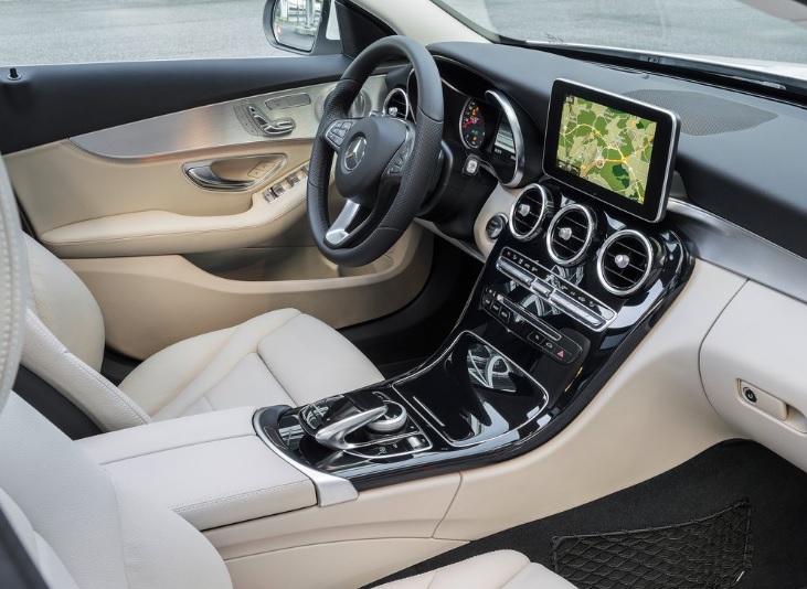 2016 Mercedes C Serisi C 250 2.0 211 HP Fascination 7G-Tronic Teknik Özellikleri, Yakıt Tüketimi