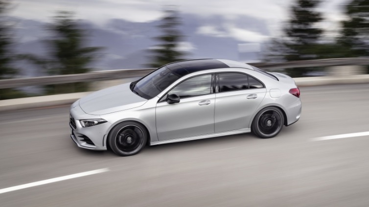 2020 Mercedes A Serisi Sedan Sedan A180d 1.5 (116 HP) AMG 7G-DCT Teknik Özellikler, Ölçüler ve Bagaj Hacmi