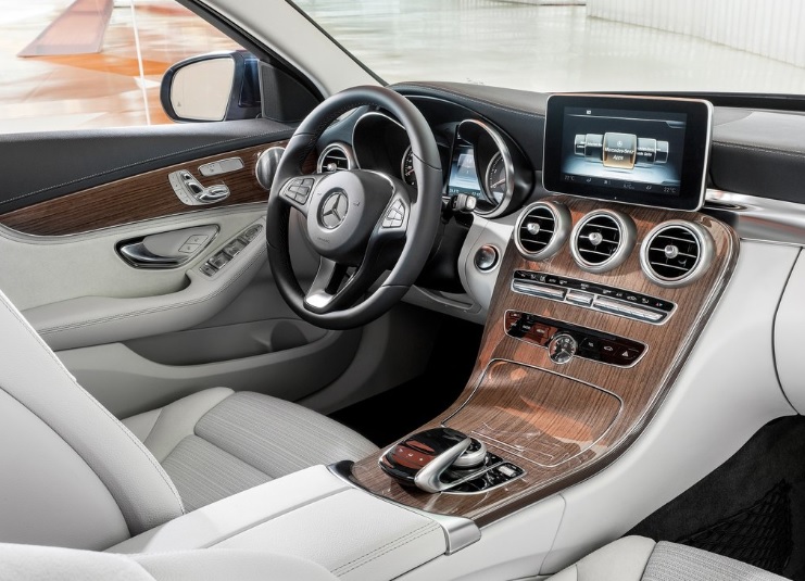 2016 Mercedes C Serisi C 250 2.0 211 HP Fascination 7G-Tronic Teknik Özellikleri, Yakıt Tüketimi