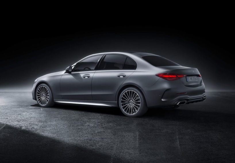 2024 Mercedes C Serisi C200 1.5 4MATIC AMG Karşılaştırması