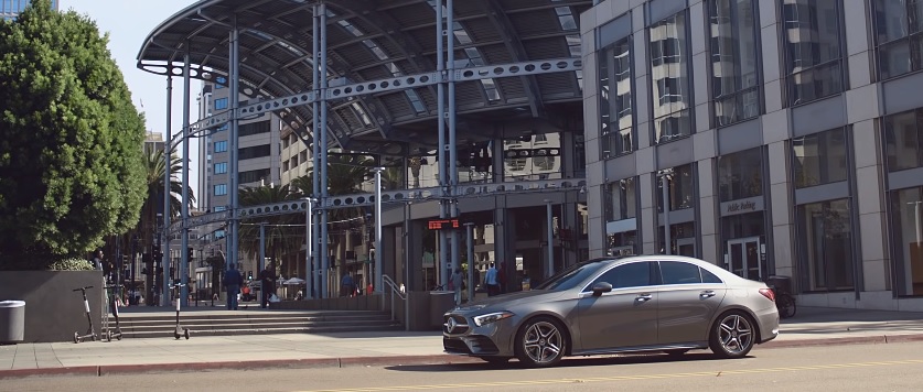 2022 Mercedes A Serisi Sedan A200 1.3 AMG Plus Karşılaştırması