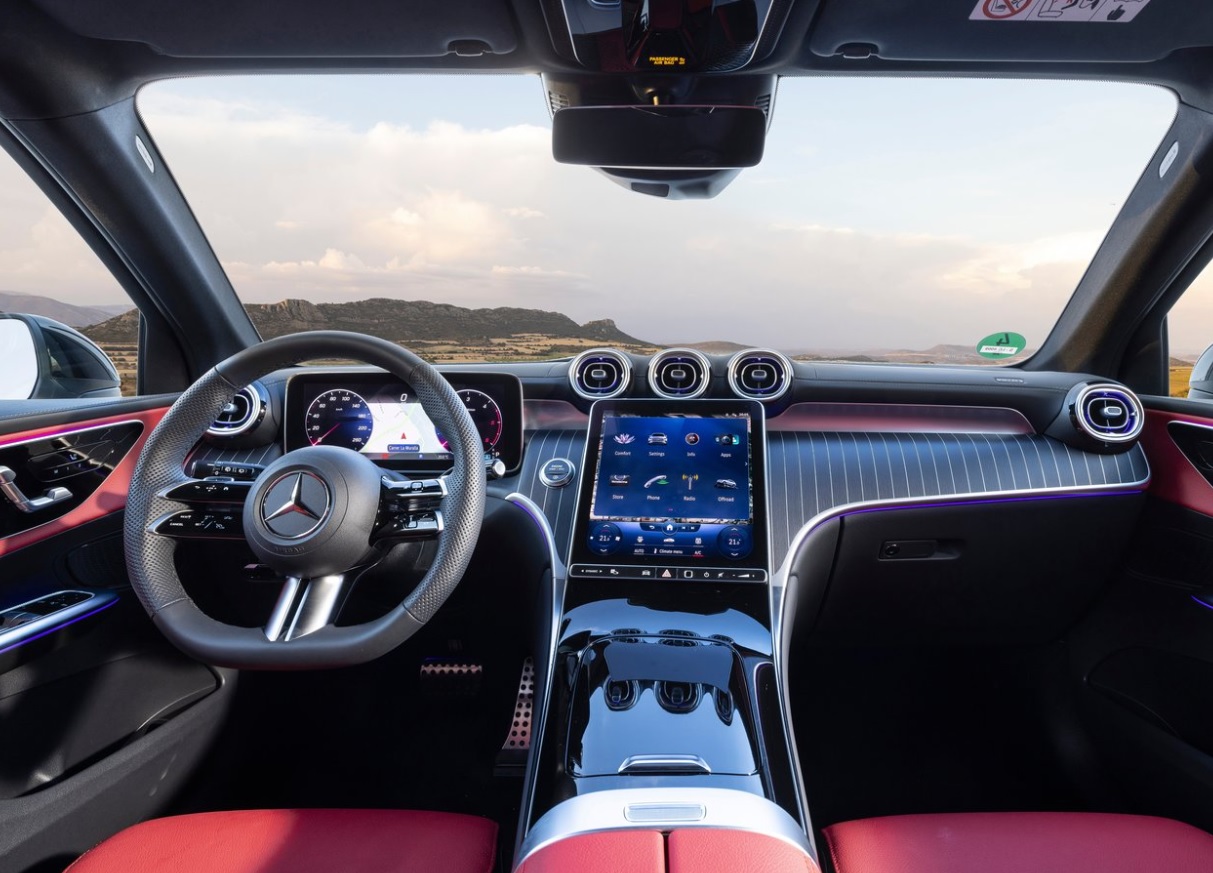 2023 Mercedes GLC SUV 220d 2.0 (197 HP) Edition AMG 9G-Tronic Özellikleri - arabavs.com