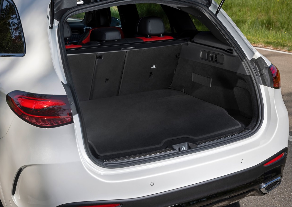 2023 Mercedes GLC SUV 220d 2.0 (197 HP) Edition AMG 9G-Tronic Özellikleri - arabavs.com