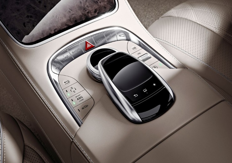 2017 Mercedes S Serisi S600 6.0 520 HP Benzin AT Teknik Özellikleri, Yakıt Tüketimi