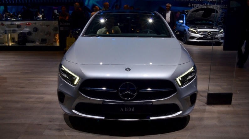 2019 Mercedes A Serisi A180d 1.5 116 HP Style DCT Teknik Özellikleri, Yakıt Tüketimi