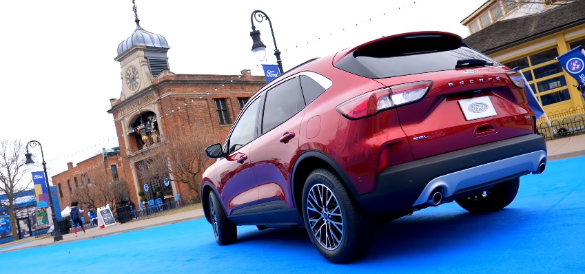 2020 ford escape