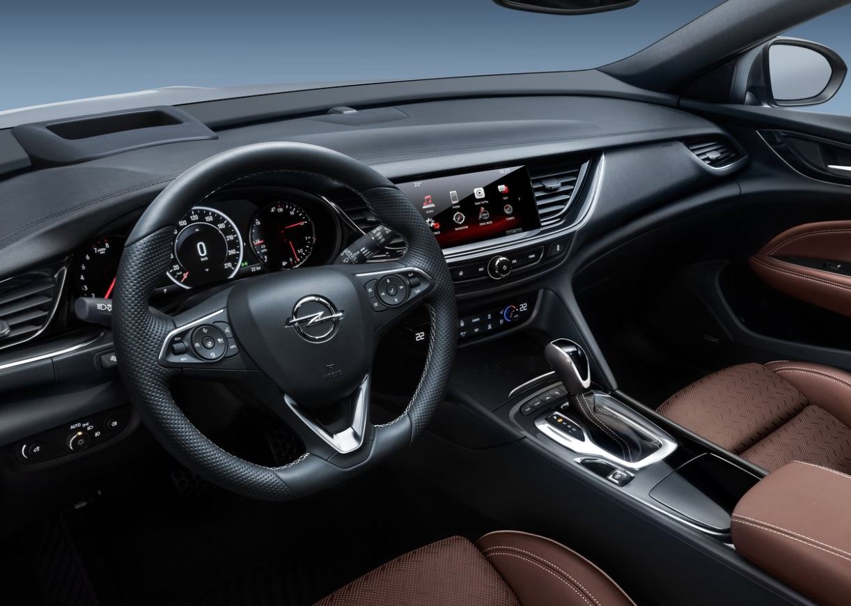 Opel Insignia aralık 2022 fiyatları
