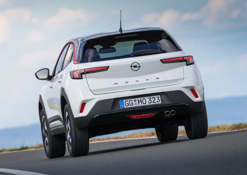 Opel yıl sonu fiyat listesi 2021