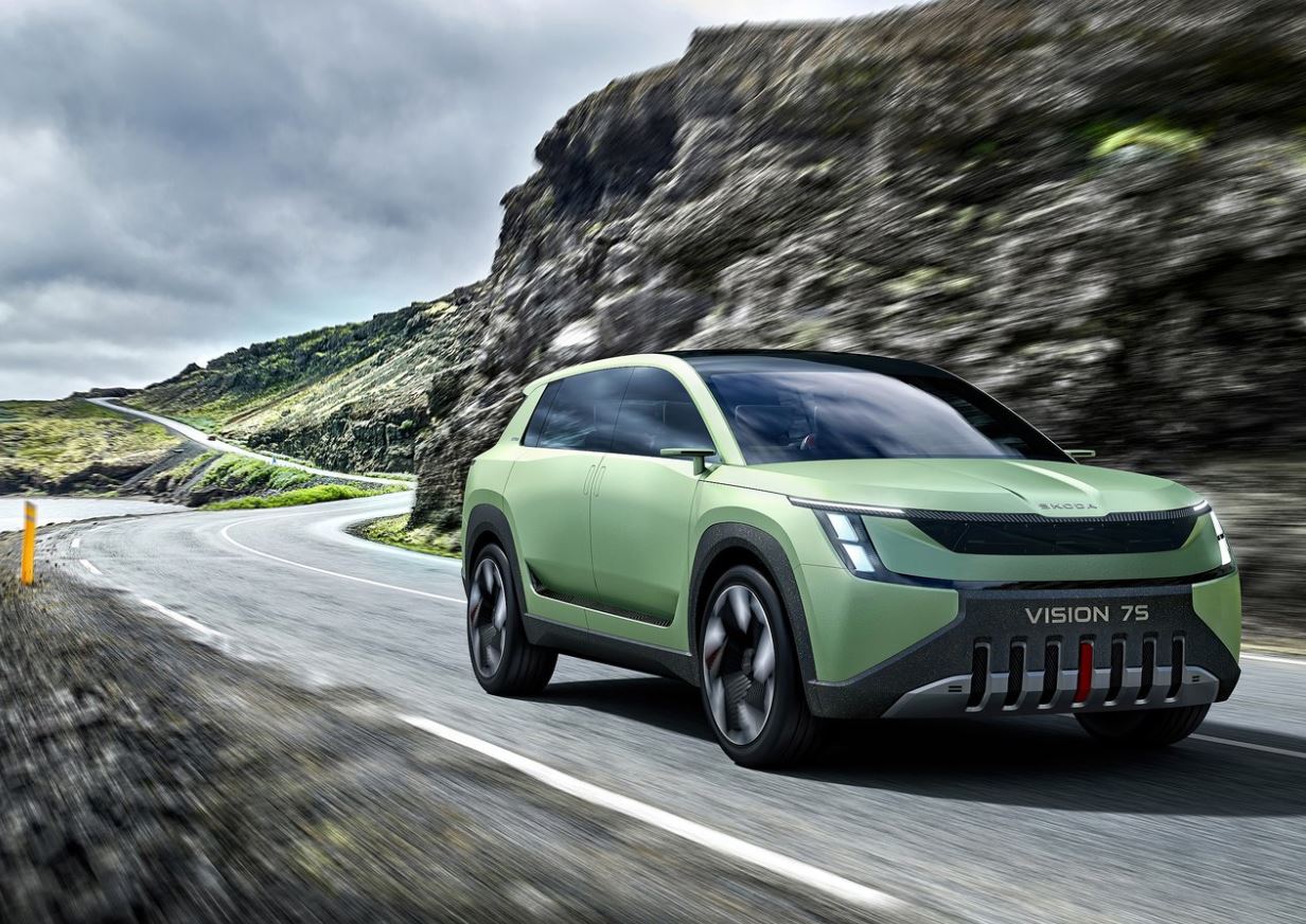 Skoda, Vision 7S ve Logosunu tanıttı!