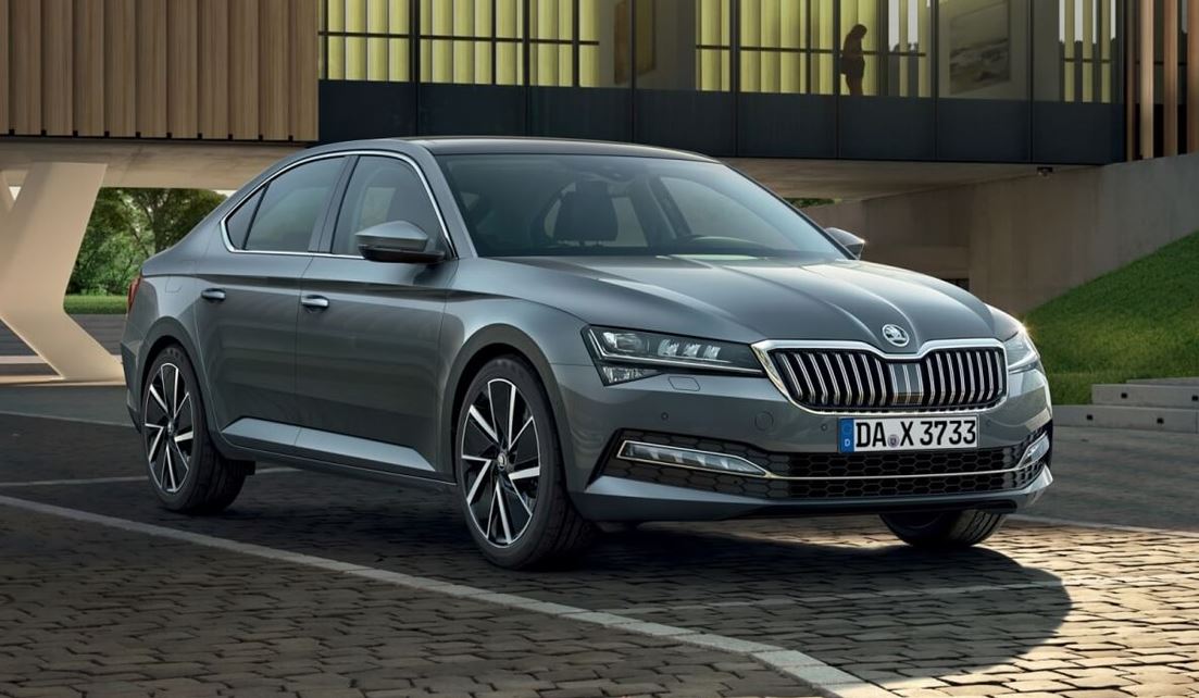 2023 Superb Fiyat listesi