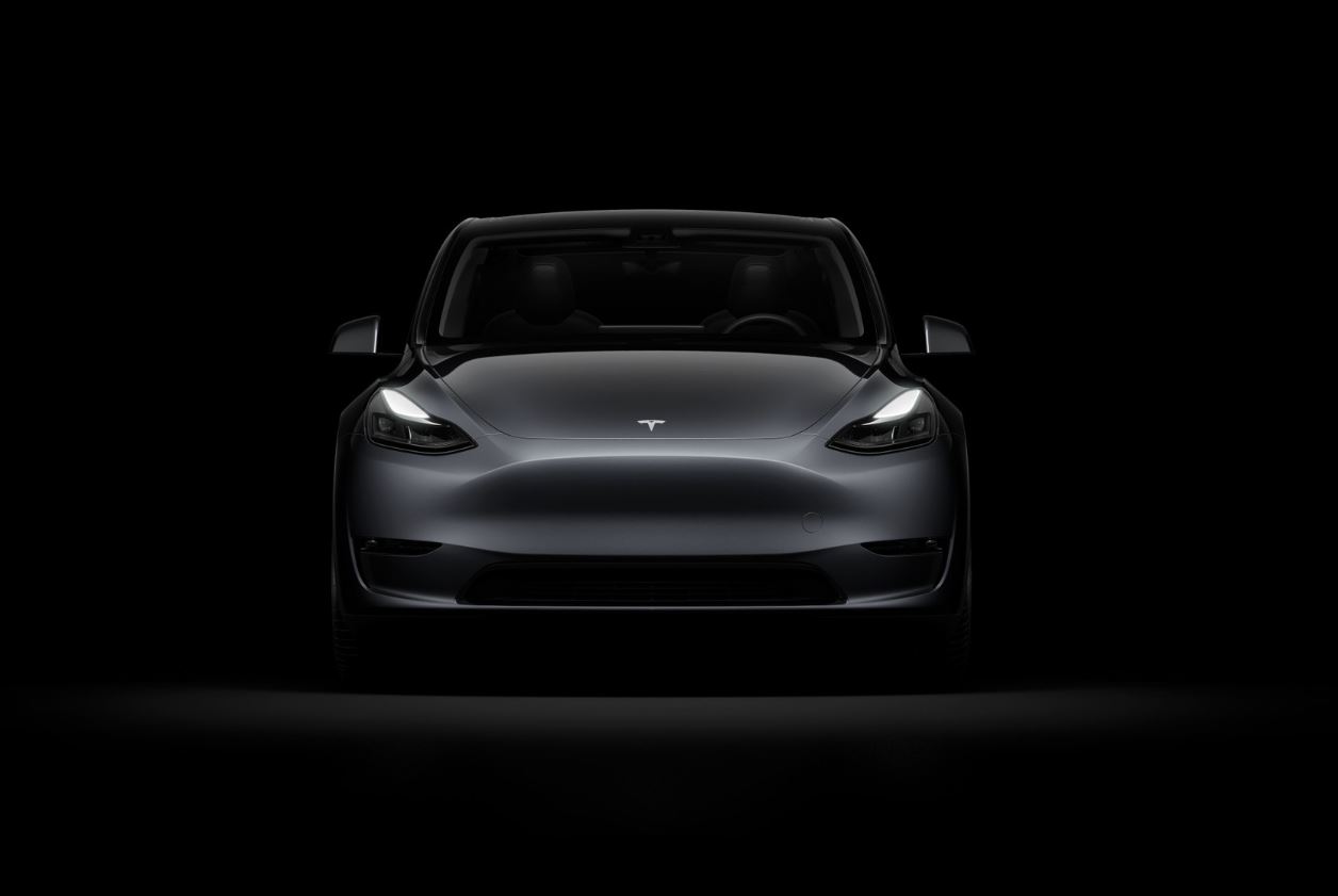 Tesla Model Y fiyat listesi ve özellikleri