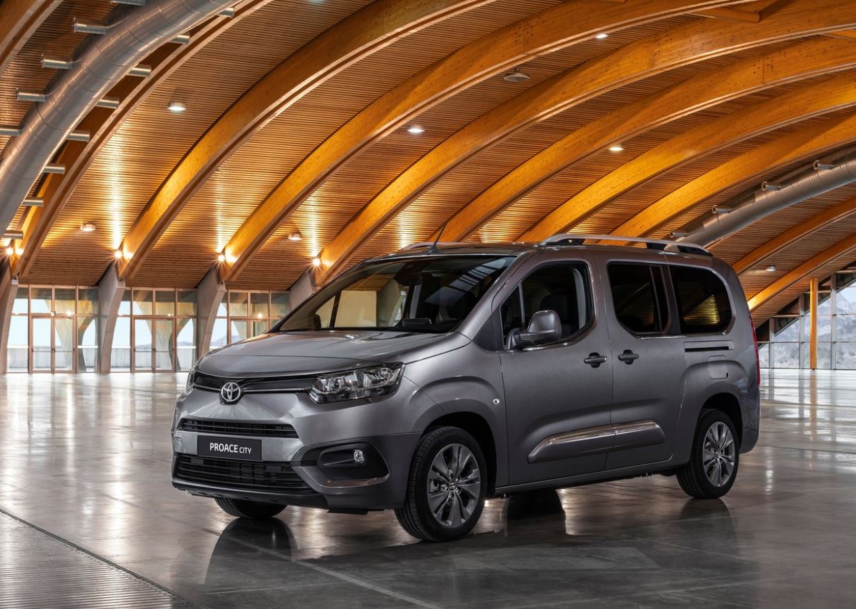 Toyota Proace Şubat Fiyatları