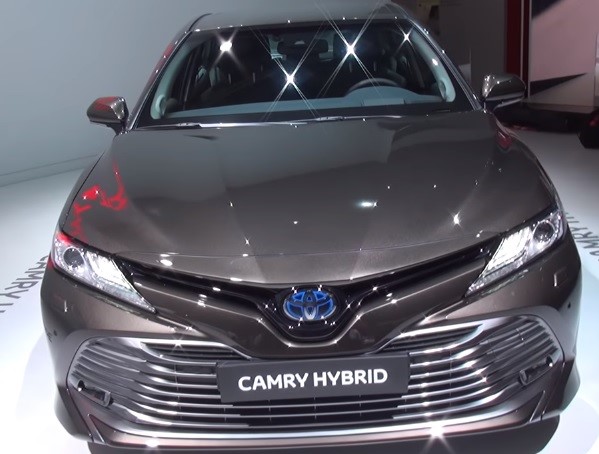 yeni toyota camry hibrit 2019